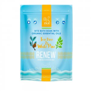 Ina Essentials Renew sól do kąpieli z drzewem herbacianym i sosną białą 330g