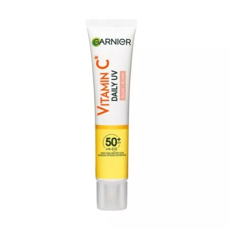 Garnier Vitamin C rozświetlający fluid na dzień z filtrem SPF50+ Nadający Blask 40ml